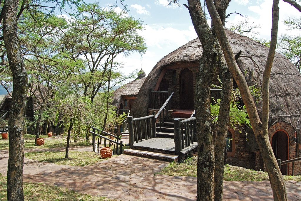 Serengeti safari landscape for mid-range Tanzania safari value planning